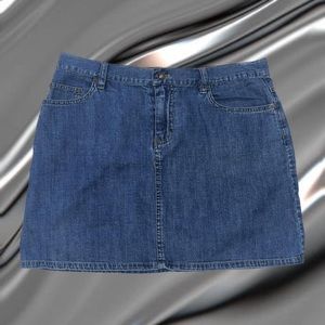 Vintage 2000s Denim DKNY Jeans Skirt.